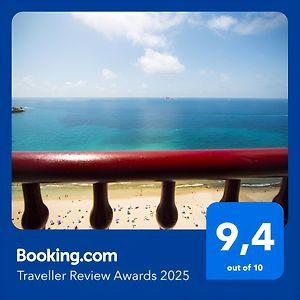 Las Damas Premium 23F Beach Front - Pool & Parking